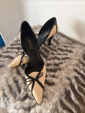 DKNY Two-Tone Black and Beige Pointed Toe Bow Pumps